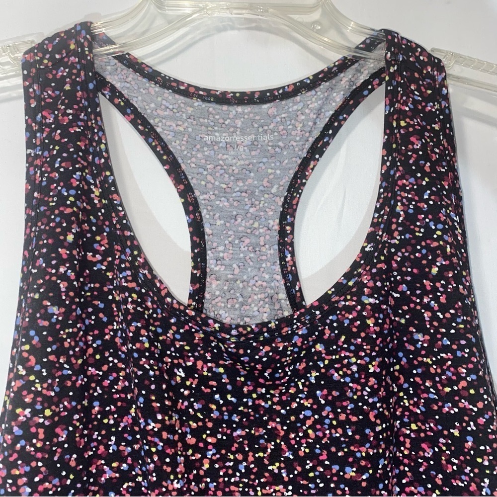 Amazon Essentials Razorback Tank Large - Picture 3 of 6